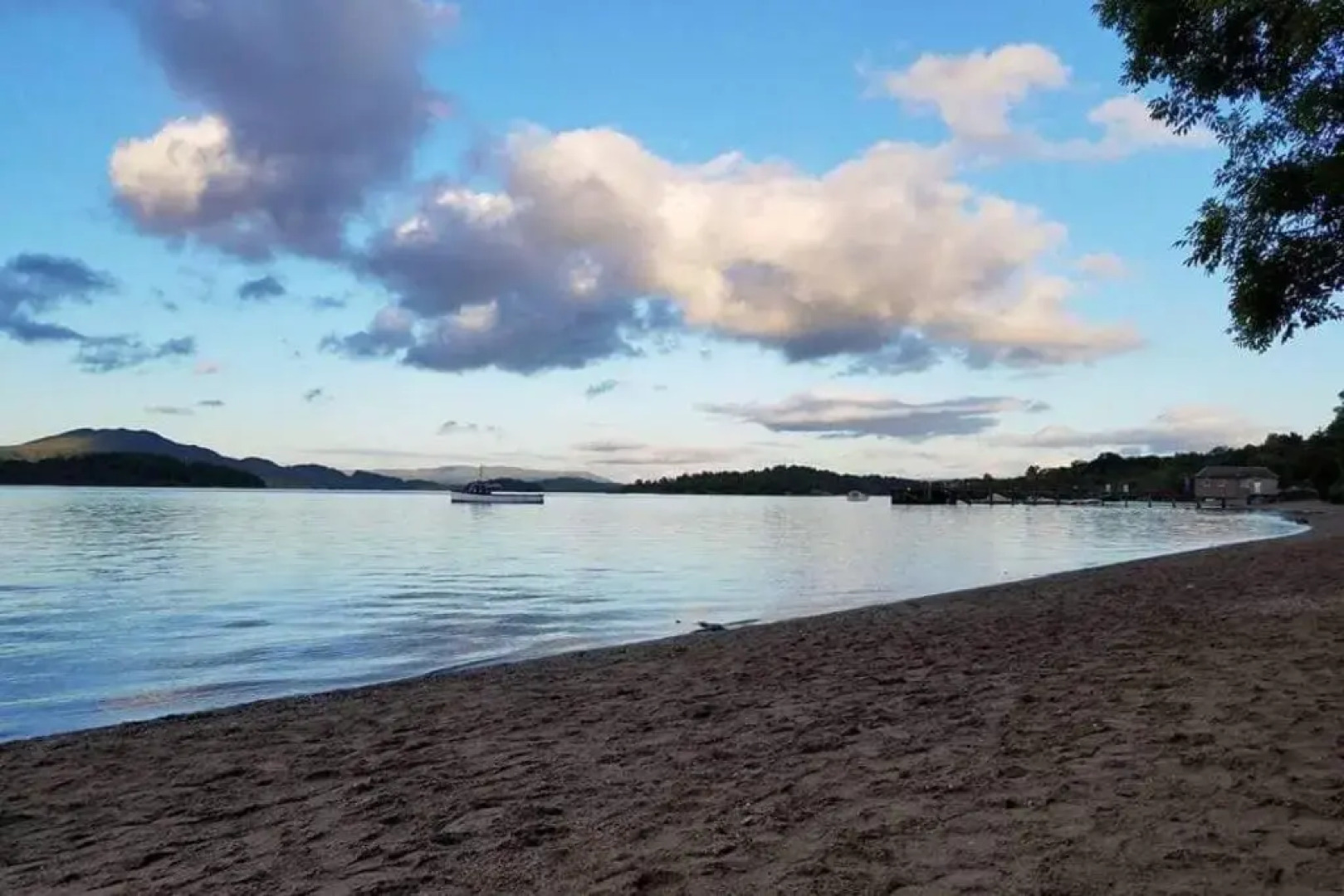 Broomfield Cottage South Luss