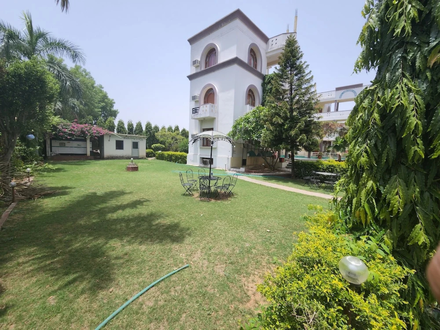 Hotel Sanctuary Resort