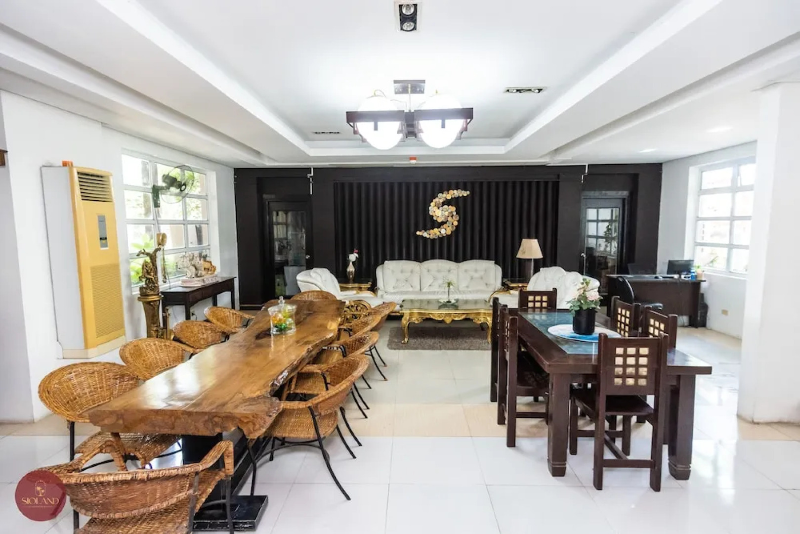 Quezon Premier Hotel Candelaria