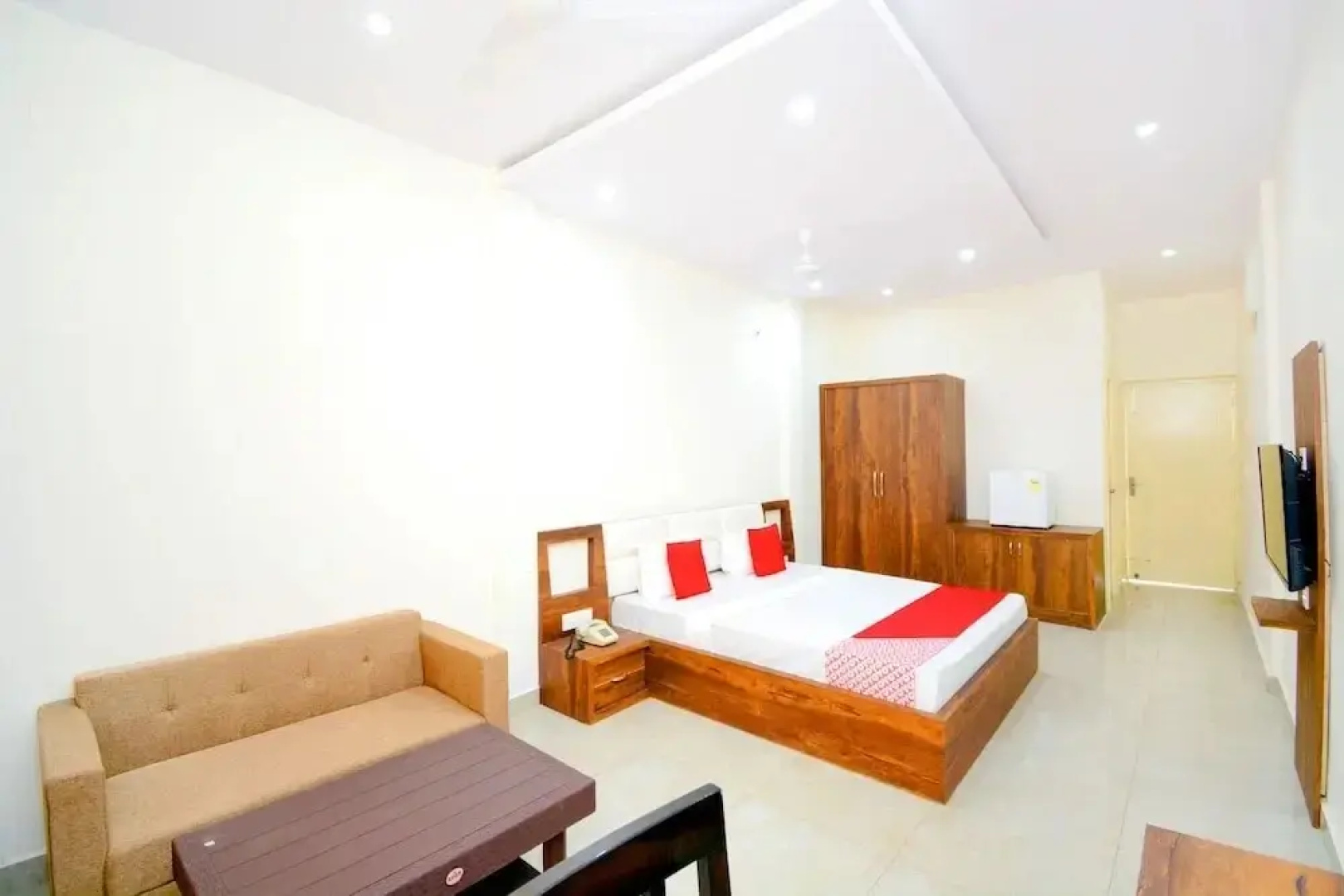 Riverview Health Resort By OYO Rooms