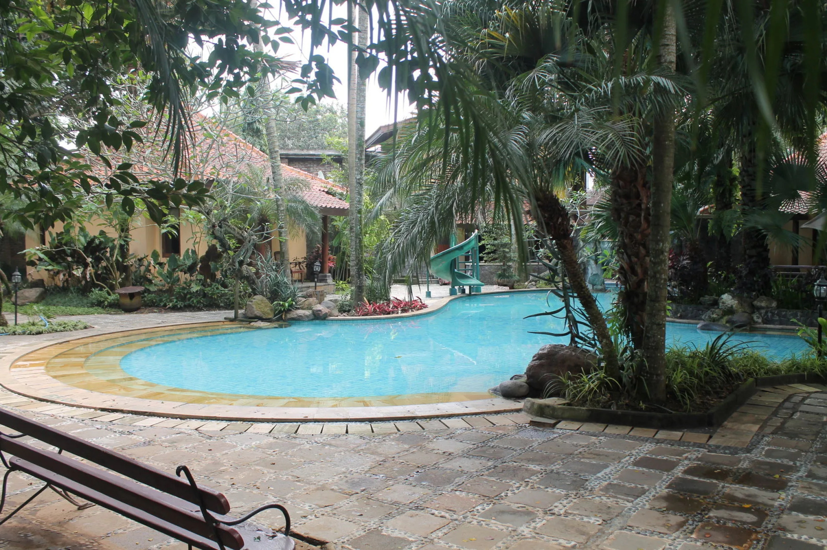 Laras Asri Resort and SPA
