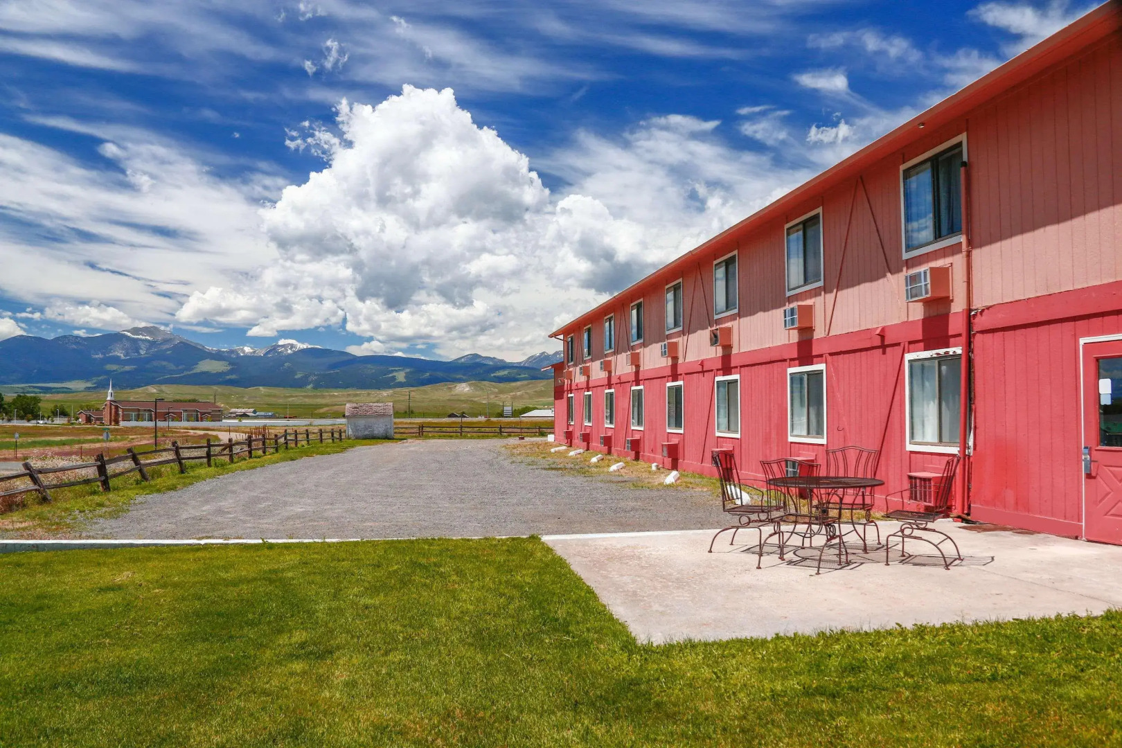Travelodge by Wyndham Deer Lodge Montana