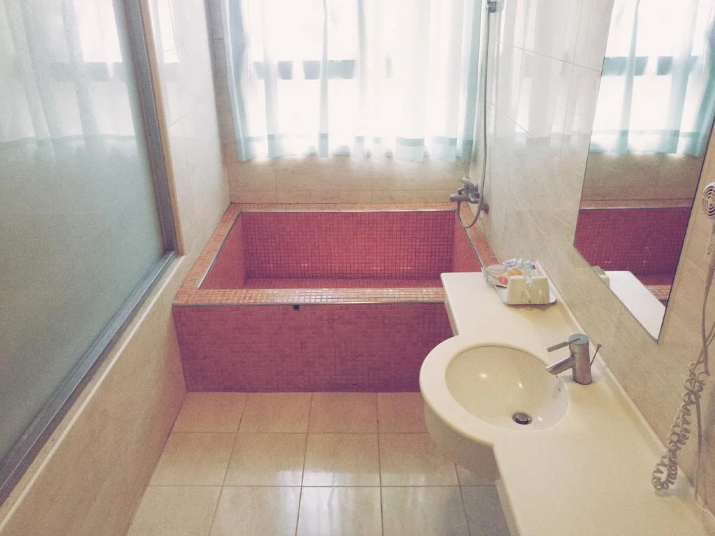 Jade Spring Hot Spring Hotel