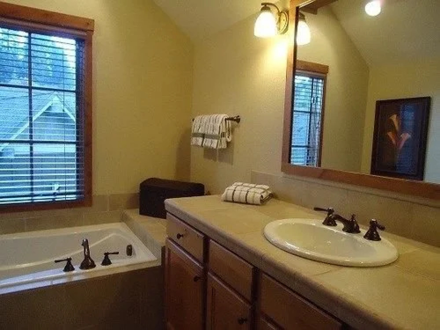 Golden Bench Townhome 7 - One Bedroom Townhome