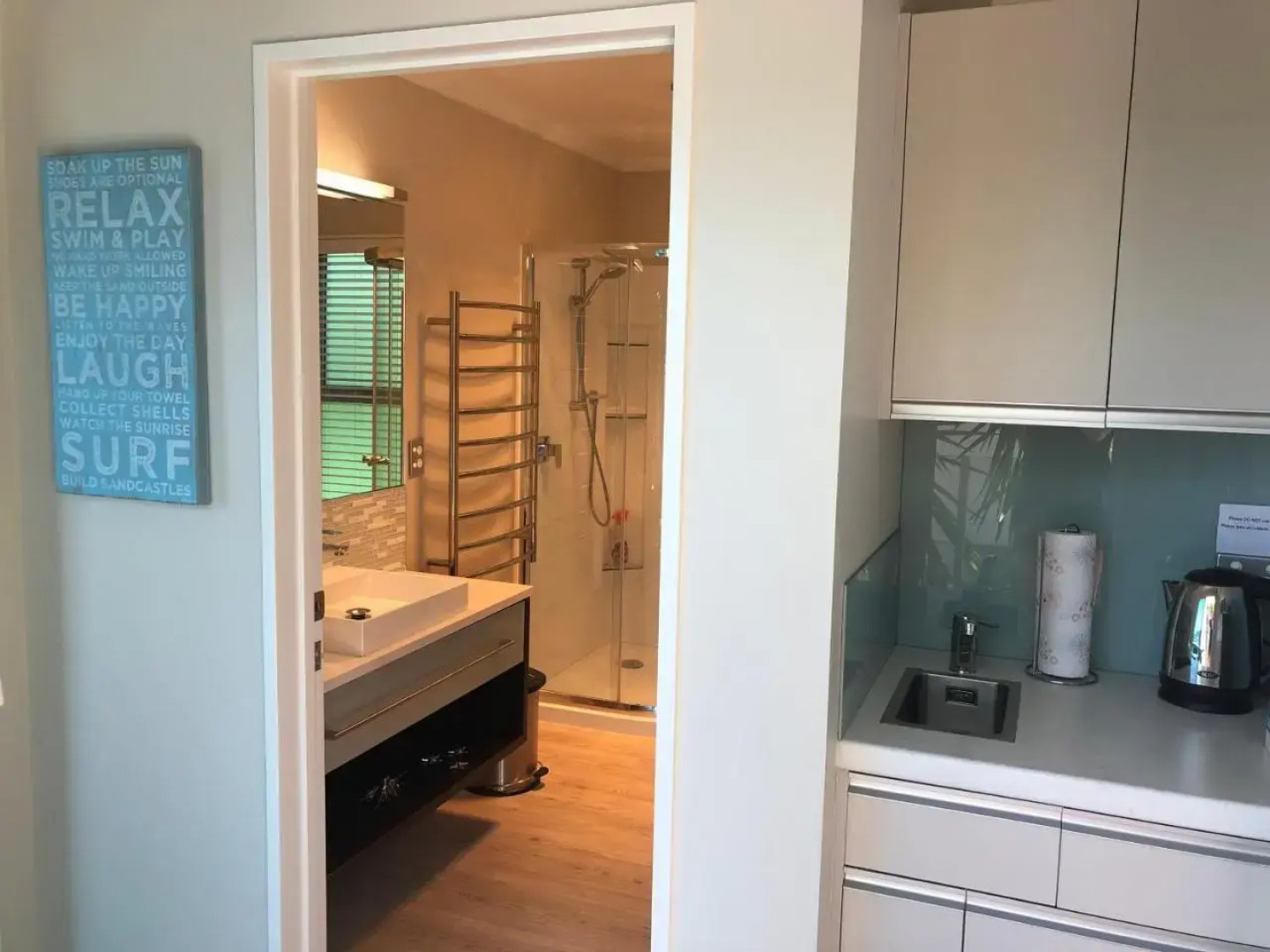 Beach Pod Studio - Tairua Bach