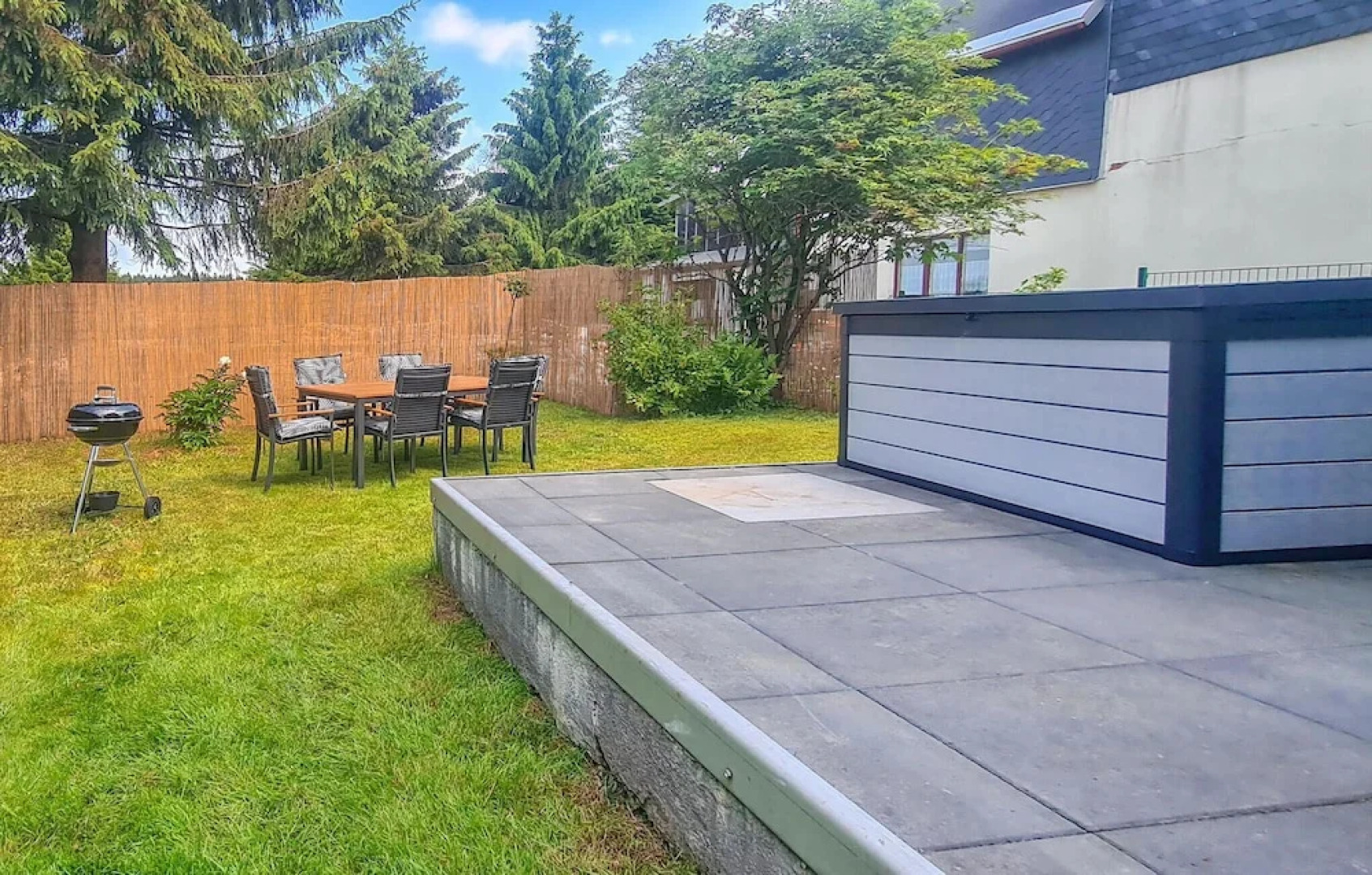 Beautiful Home in Neuhaus A.r. OT Steinh With Wifi and 2 Bedrooms