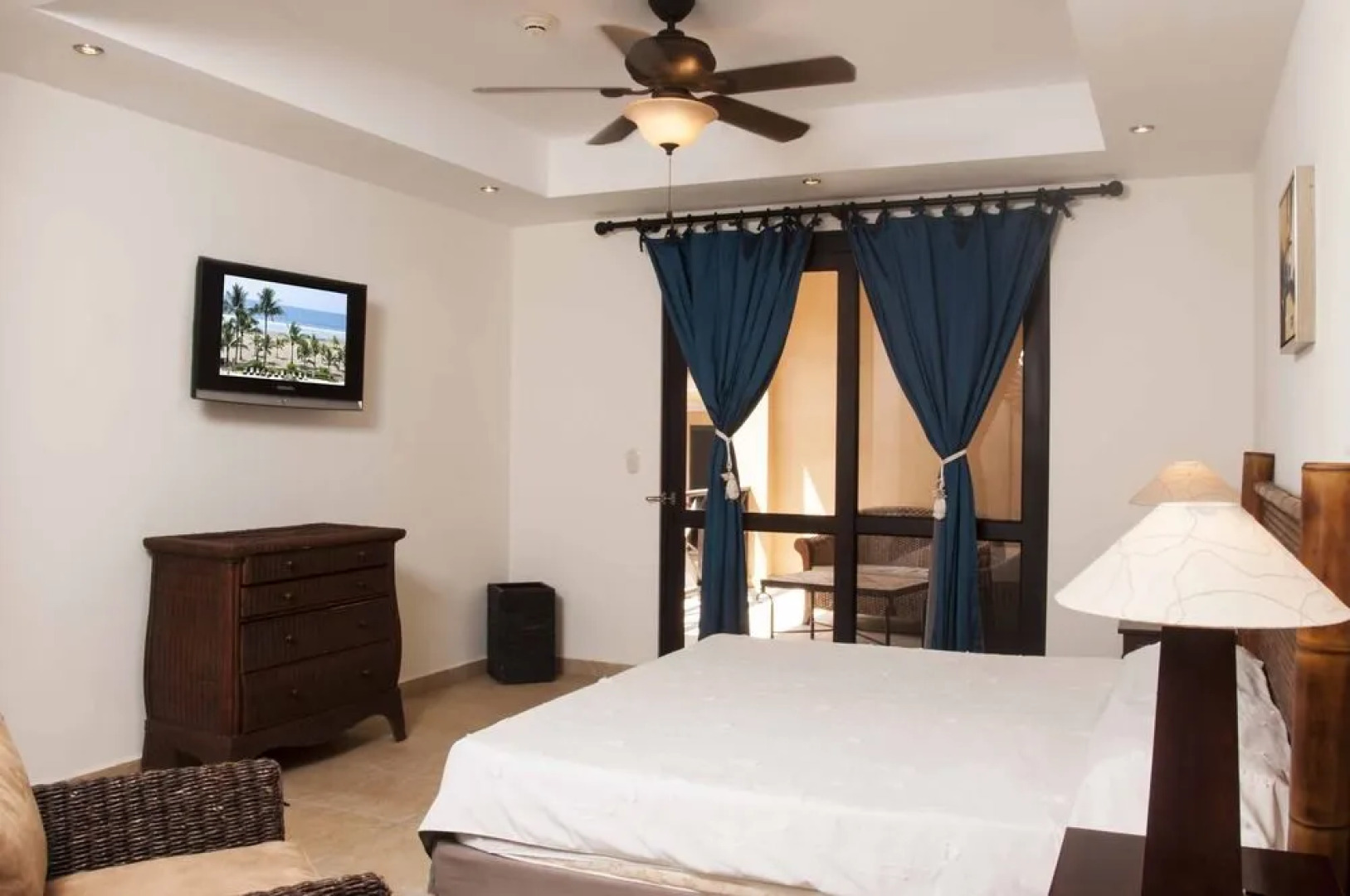 5th Flr Ocean View Penthouse with 2 Level Balcony