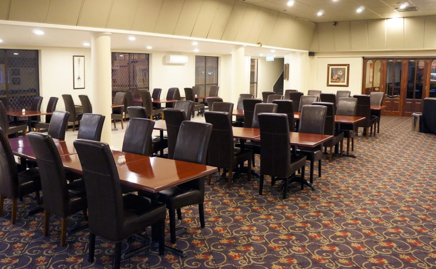 The Victoria Hotel Dunedin