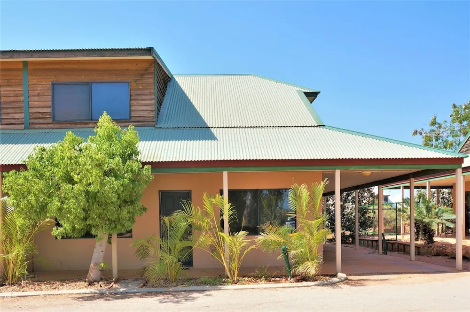Ningaloo Breeze Villa 5