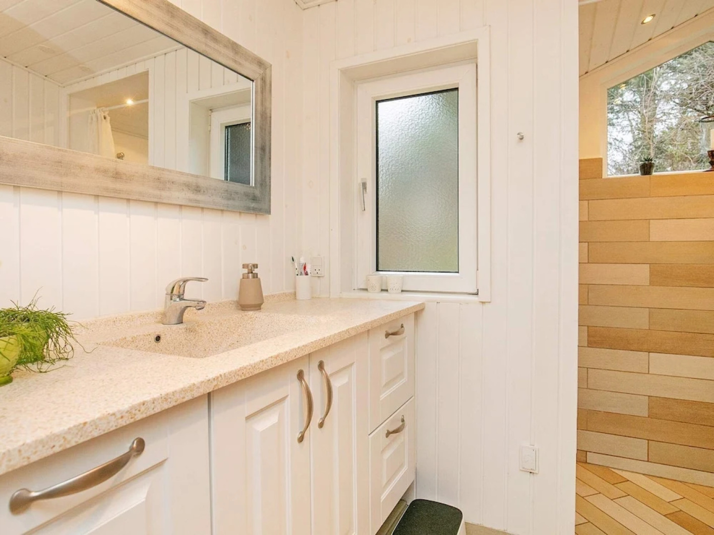 6 Person Holiday Home in Roslev