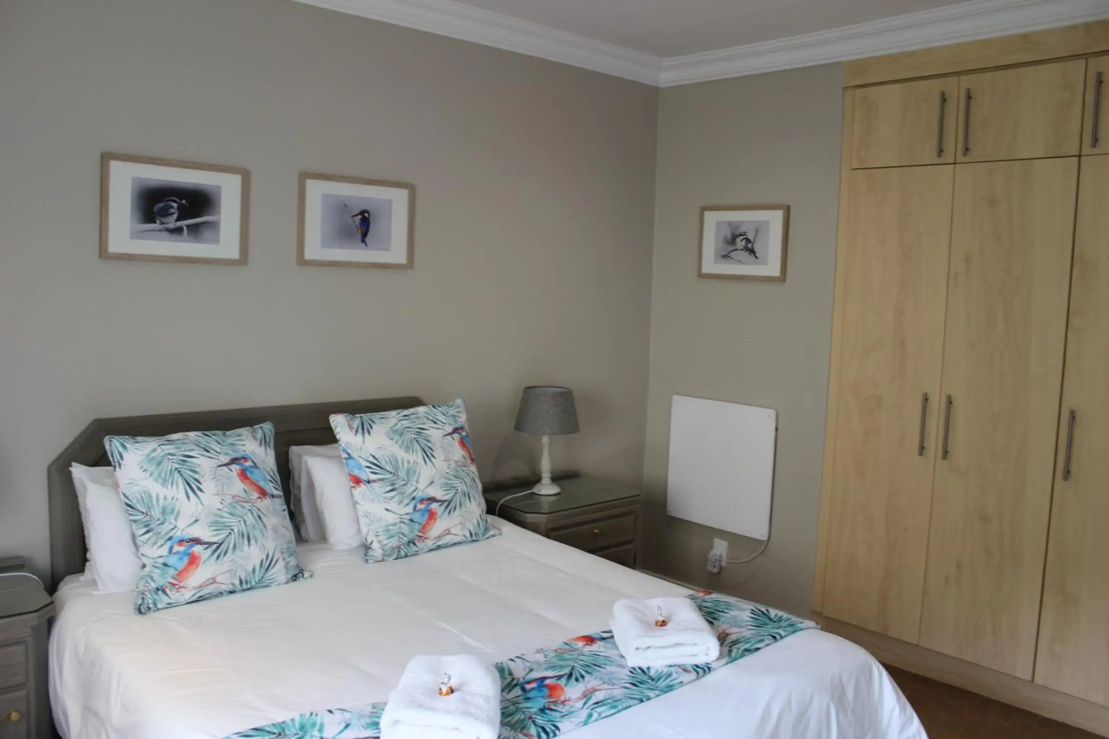 Sunbird Haven Self-Catering Sleeps 8