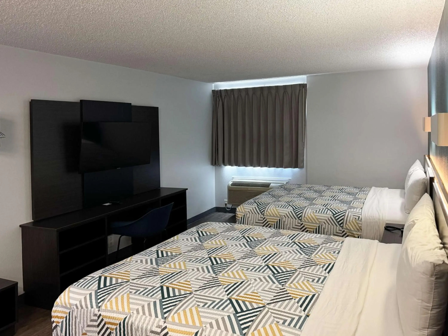 Motel 6 Carson, CA