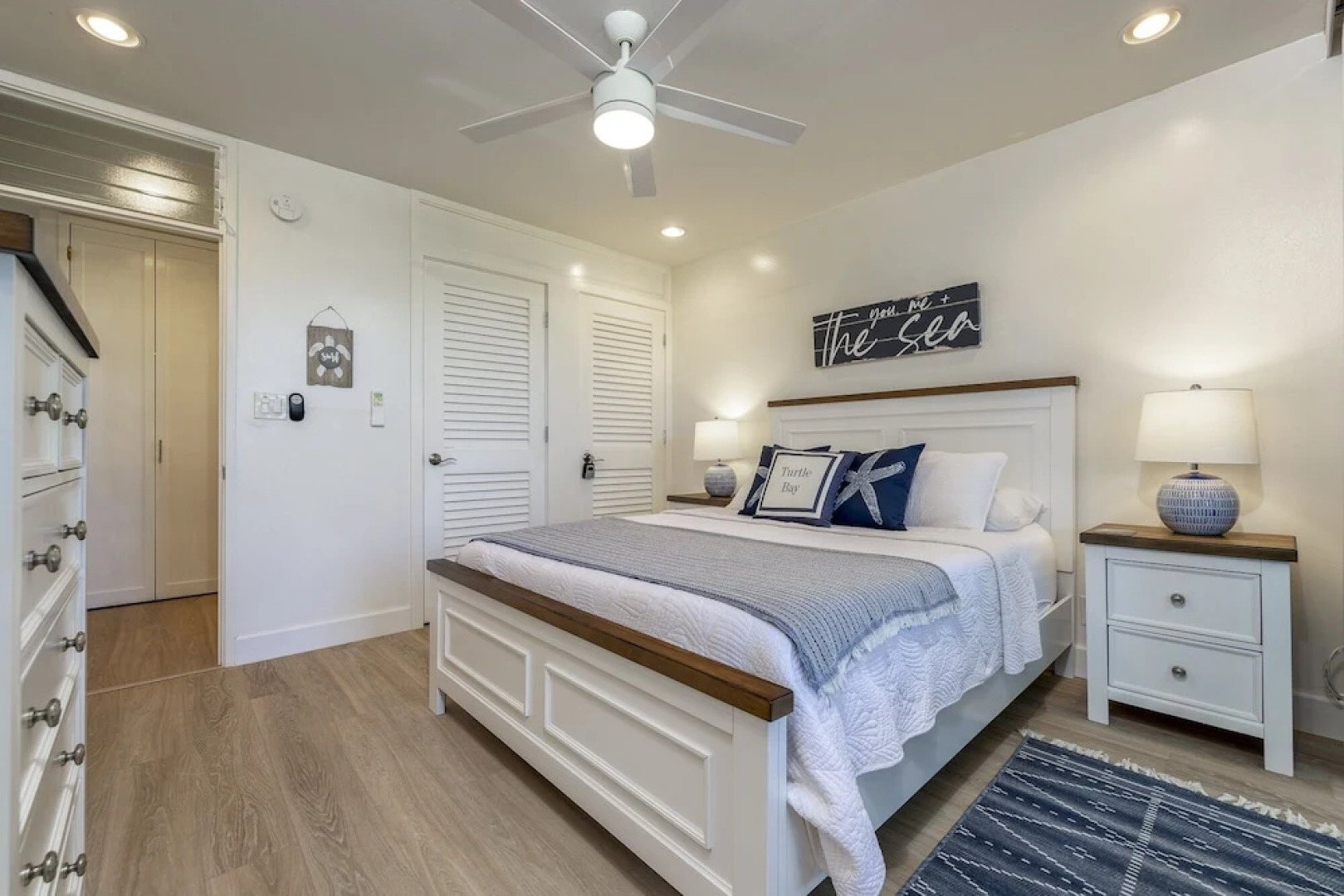 Kuic146w 1 Bedroom Condo by RedAwning