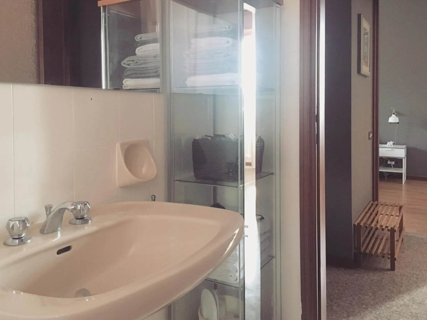 Sunny family apartment in villa - HUMANITAS FORUM IEO