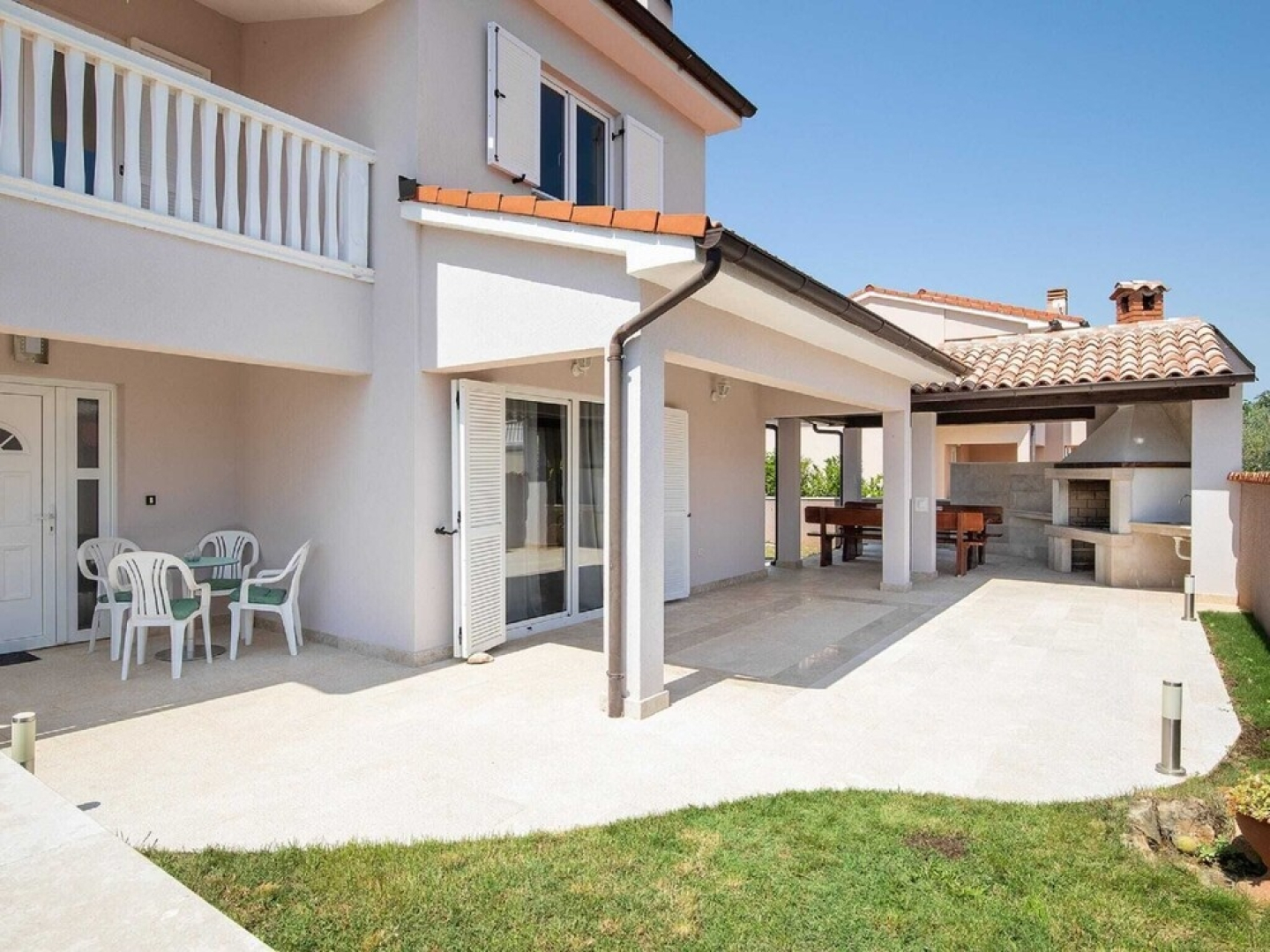 Modern Villa in Loborika With a Swimming Pool