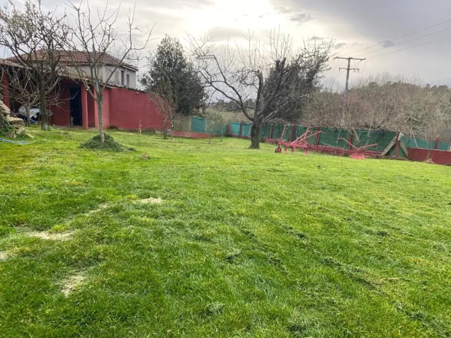 Alojamiento Entero Con Piscina Y Jardin.