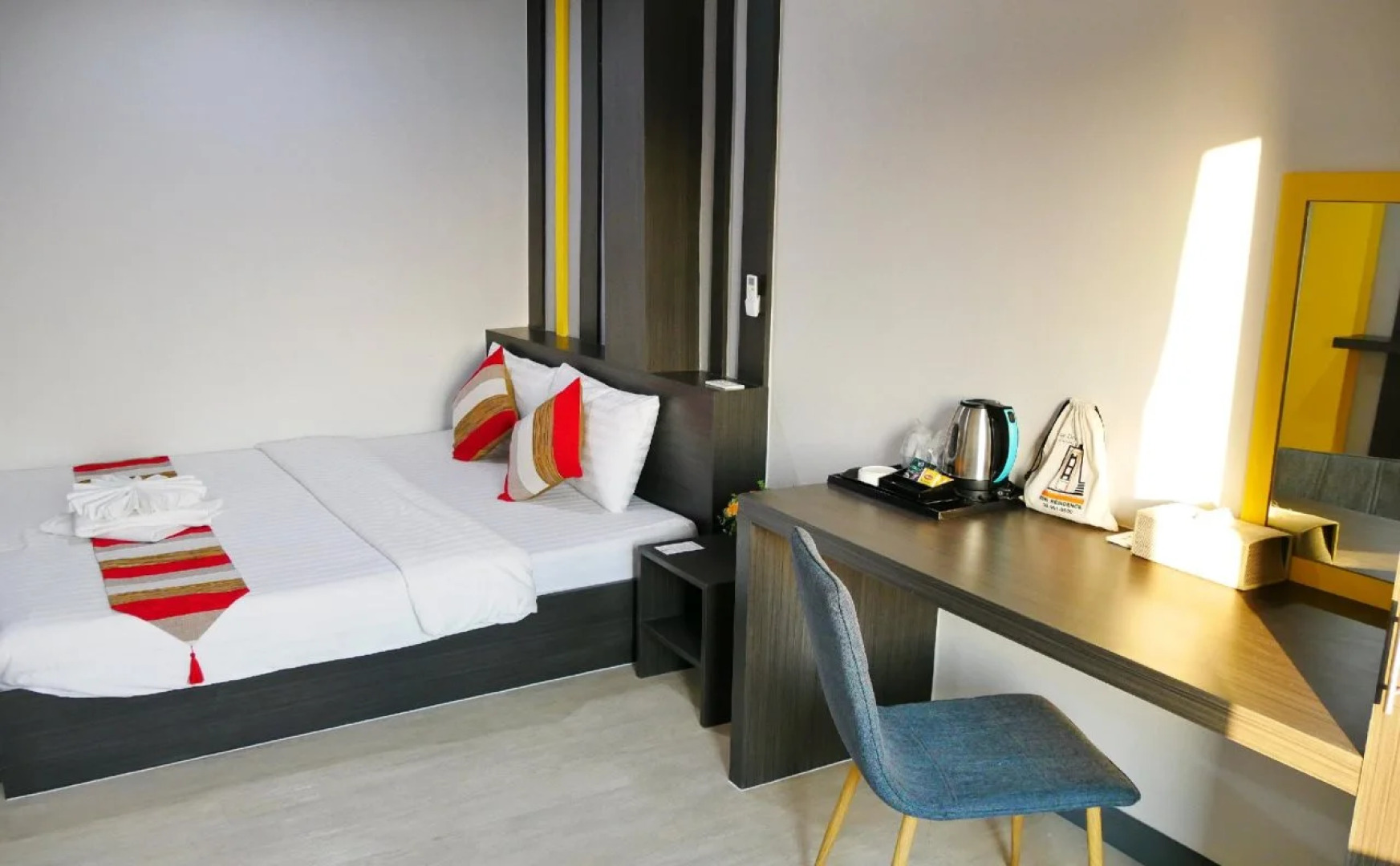 Riski Residence Bangbuathong