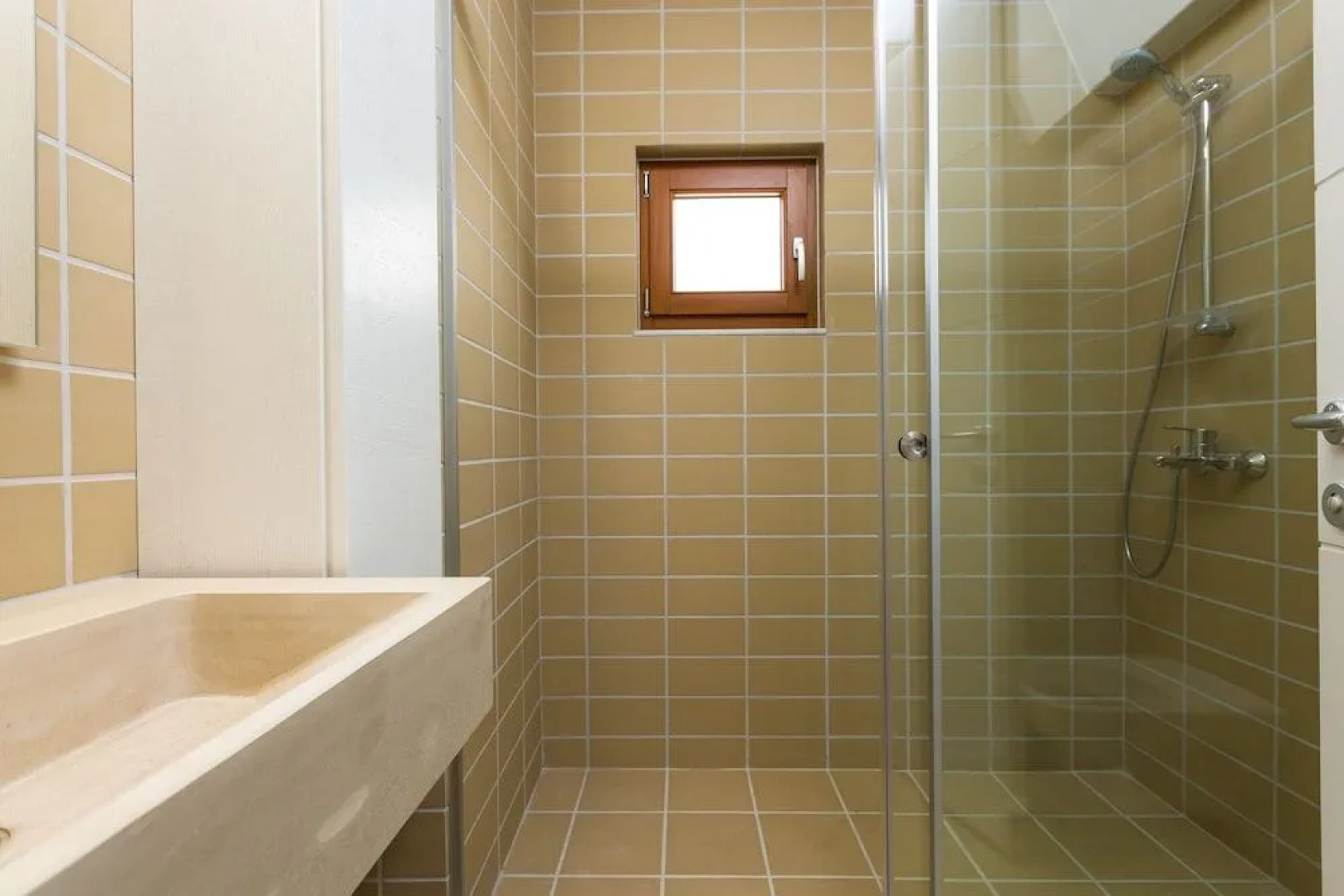 Mikro Livadi Special Lodges