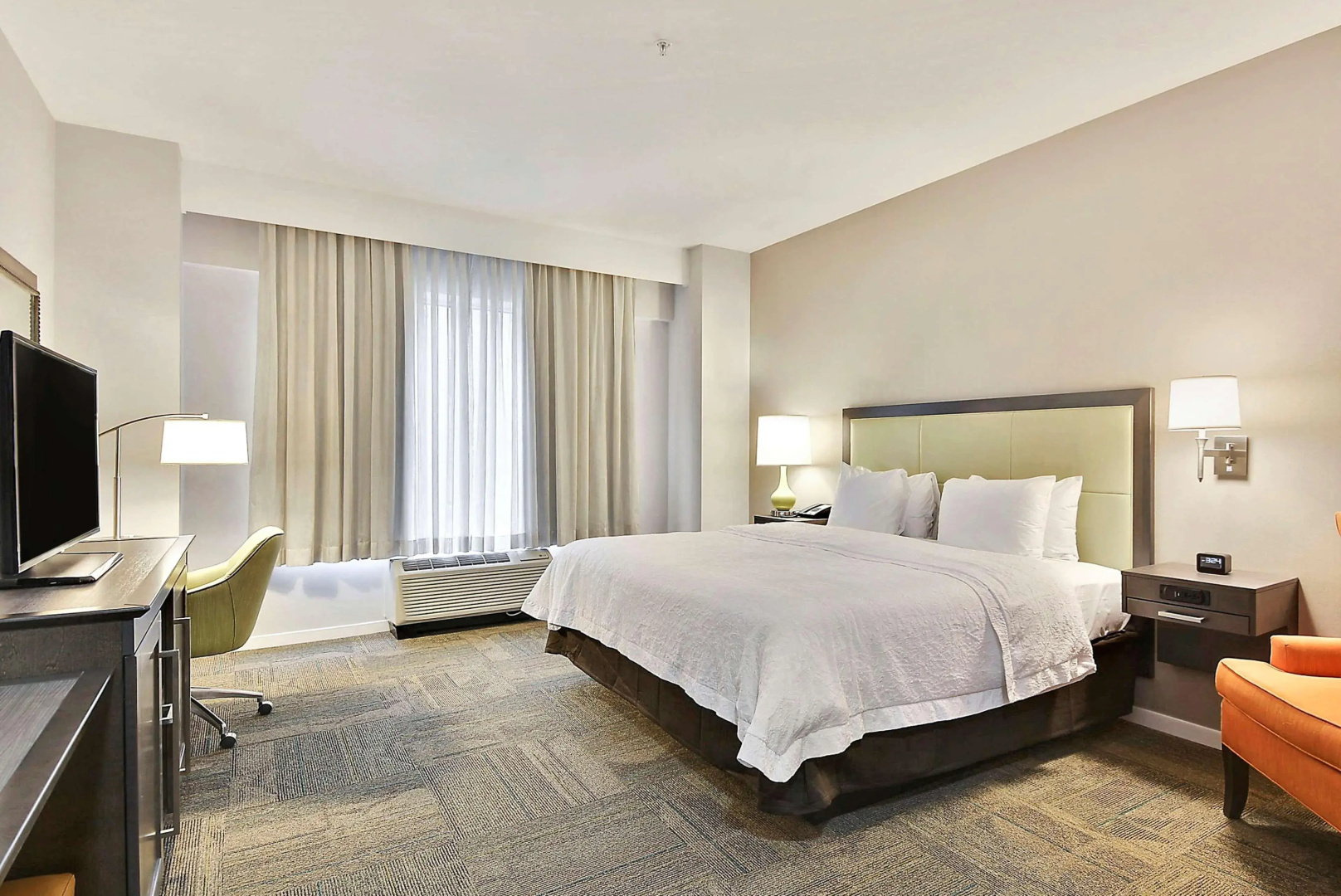 Hampton Inn Alexandria-Old Town/King St. Metro