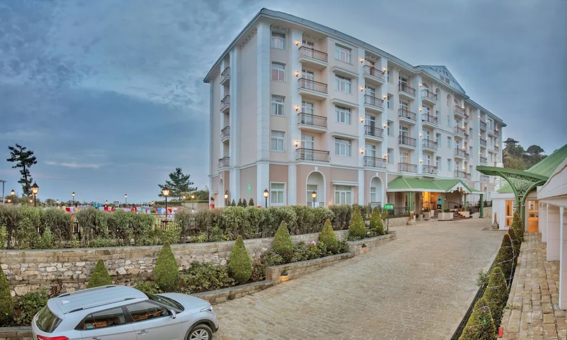 Pristine Peaks Naldehra