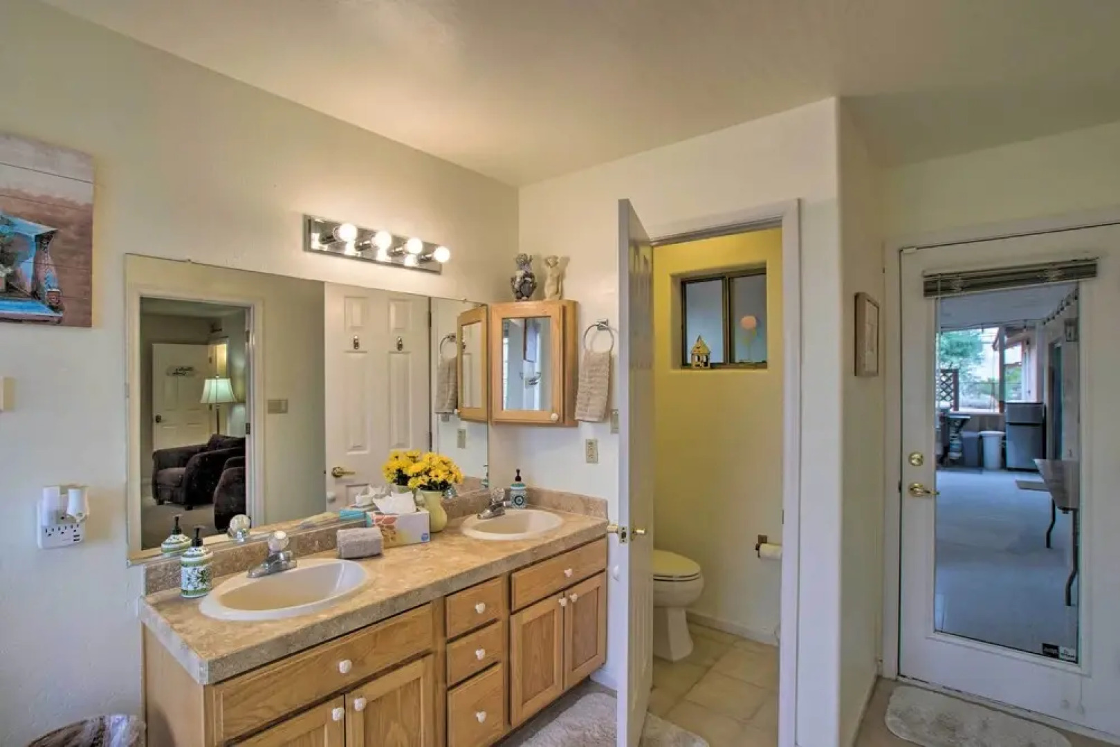 Phoenix 'kick Back Corral' w/ Outdoor Oasis!