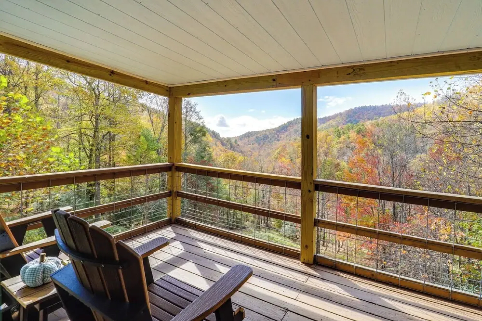 Secluded Lenoir Cabin: 4 Mi to Dtwn Blowing Rock