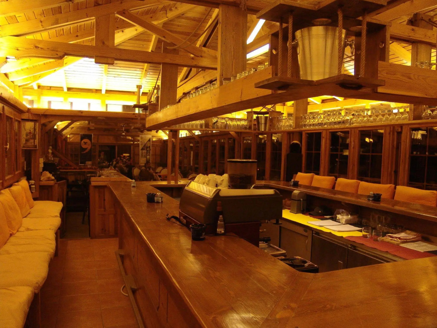 Olympos Tanrılar Kulübü