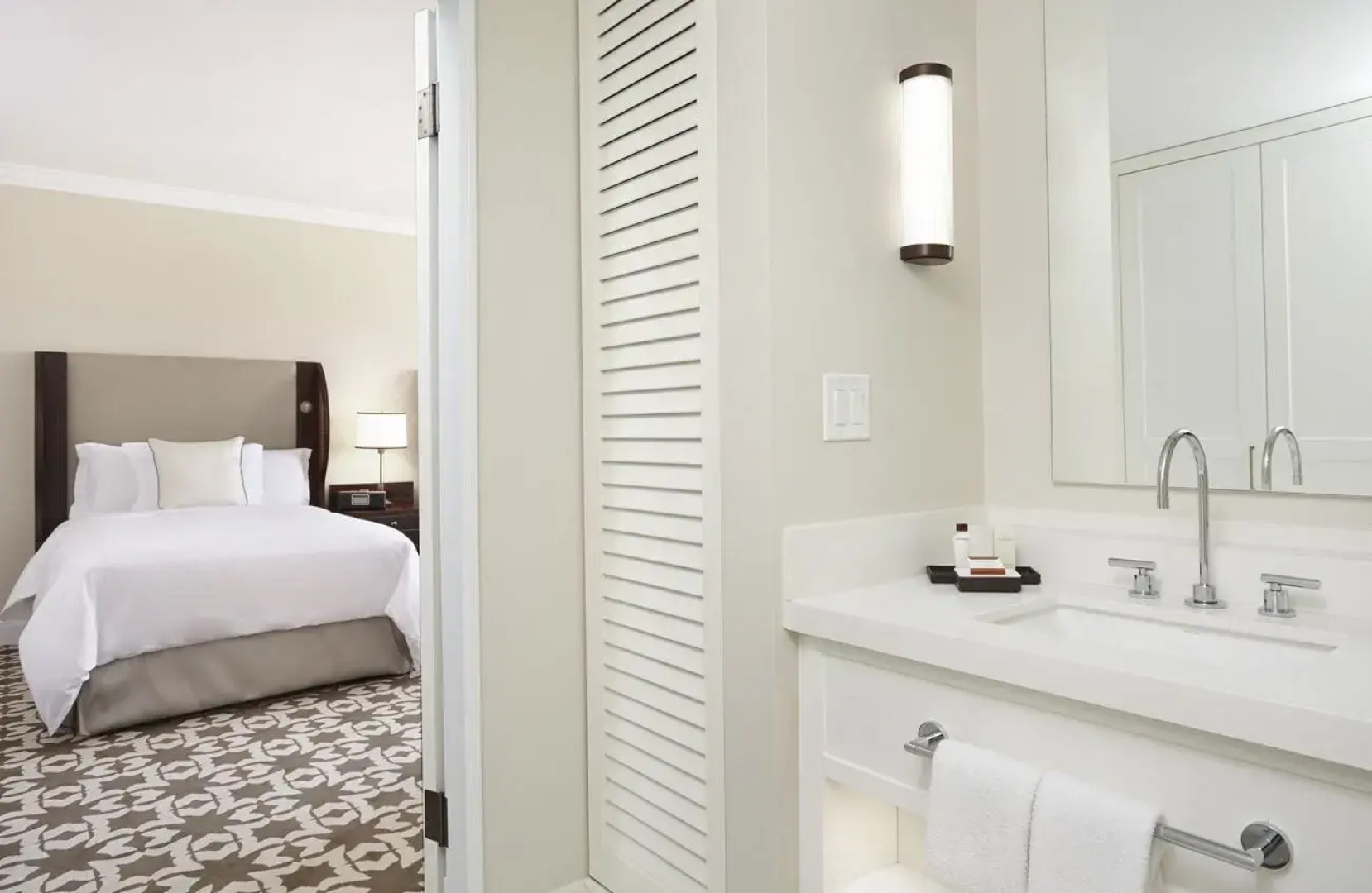 Cloister At The Boca Raton