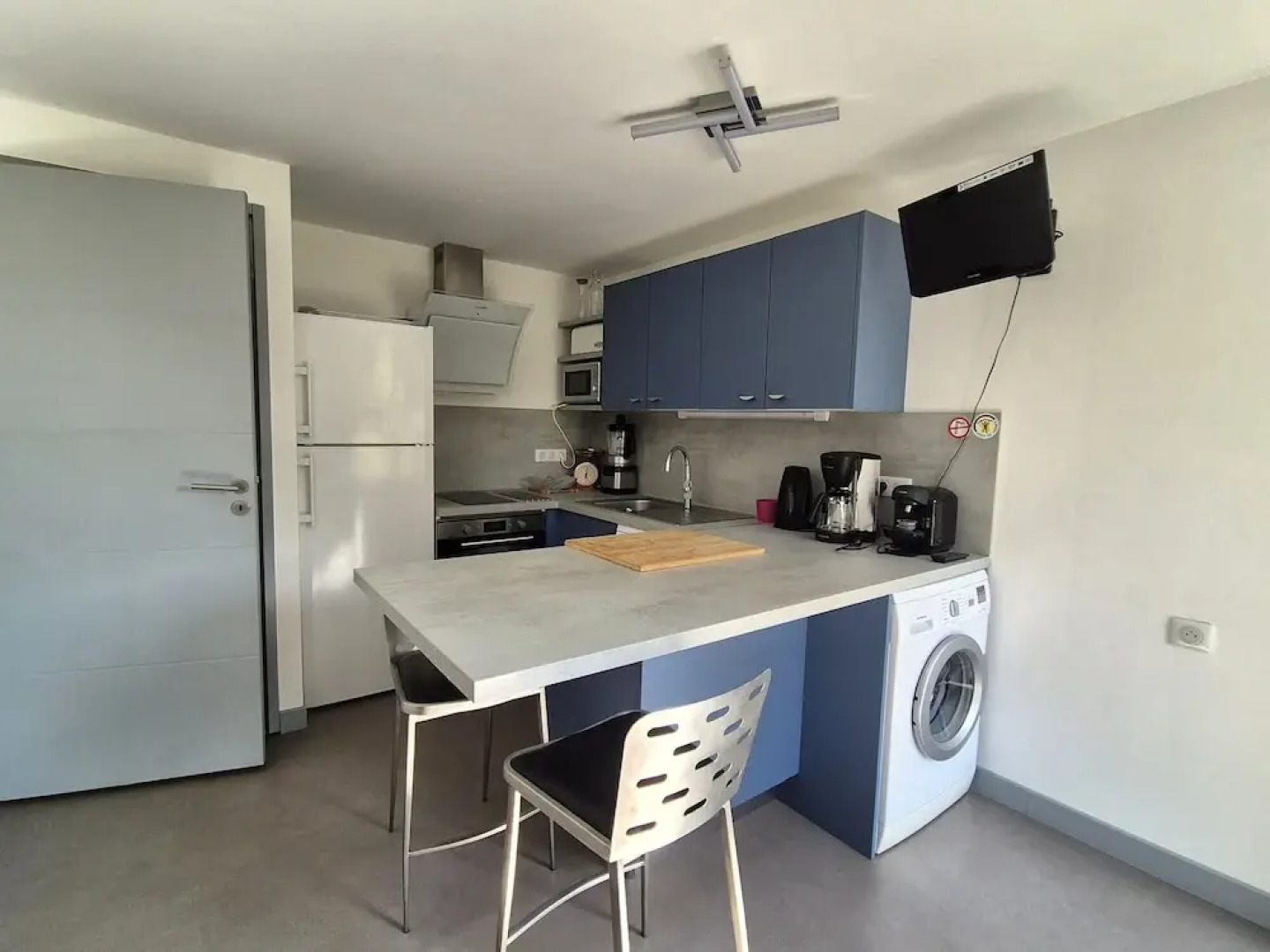 Pretty Ground Floor Flat, Beach 800 m