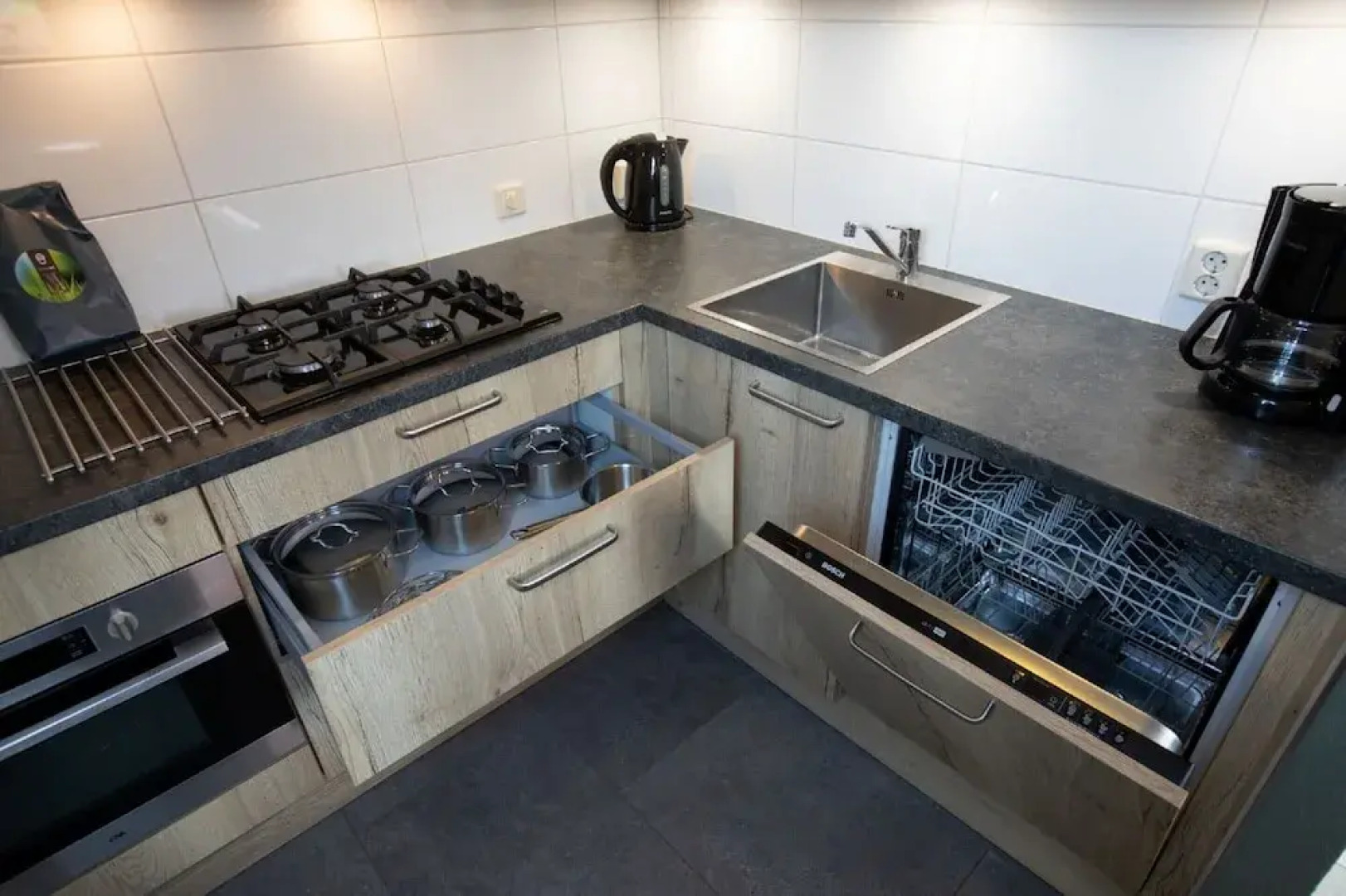 Detached House With Garden Near the Mookerplas