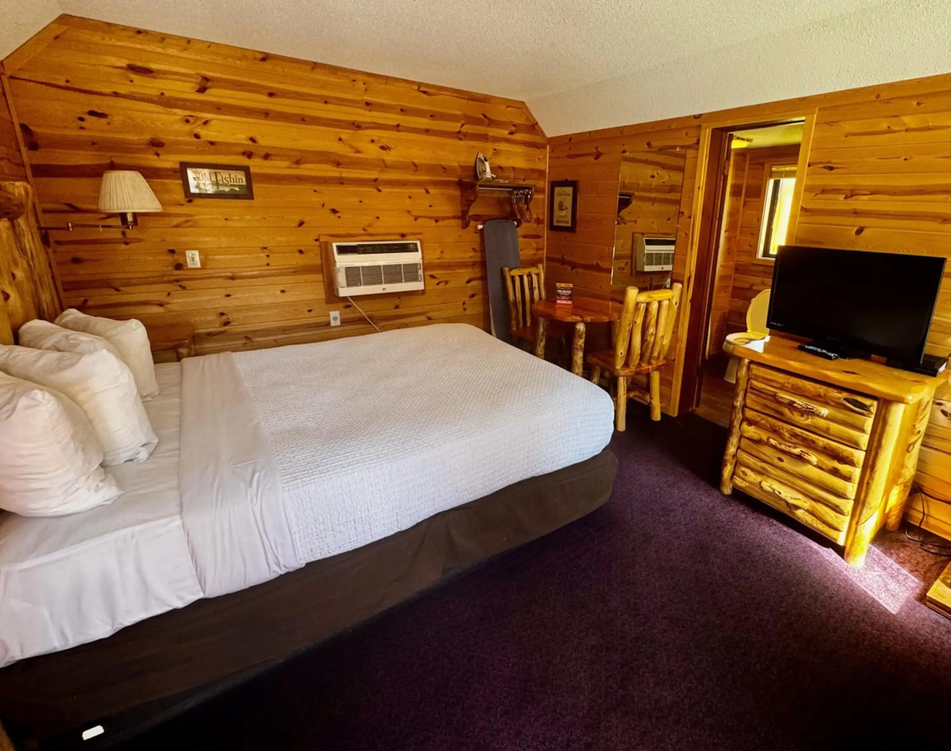 Cabins of Mackinaw