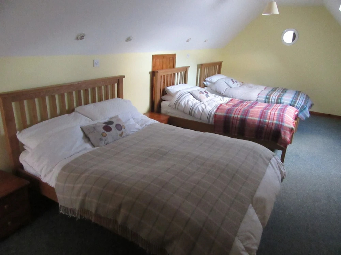 Kestrel, Longhouse Cottages