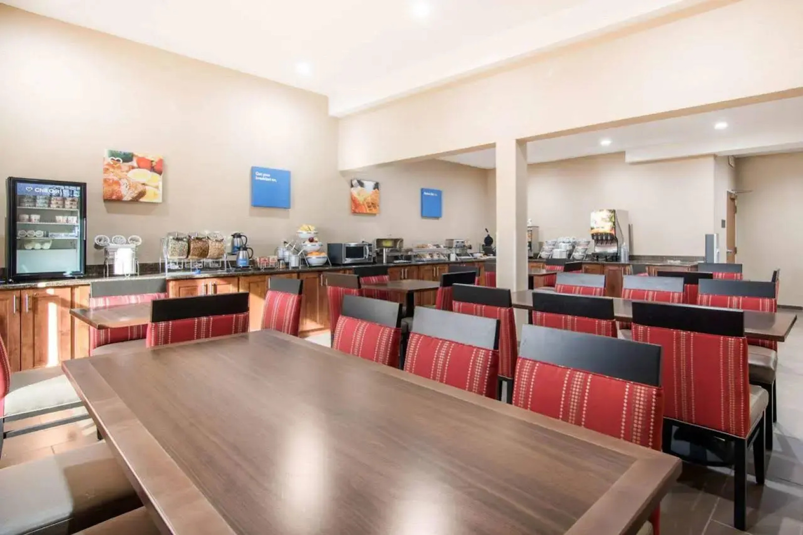 Comfort Inn & Suites Junction City - near Fort Riley