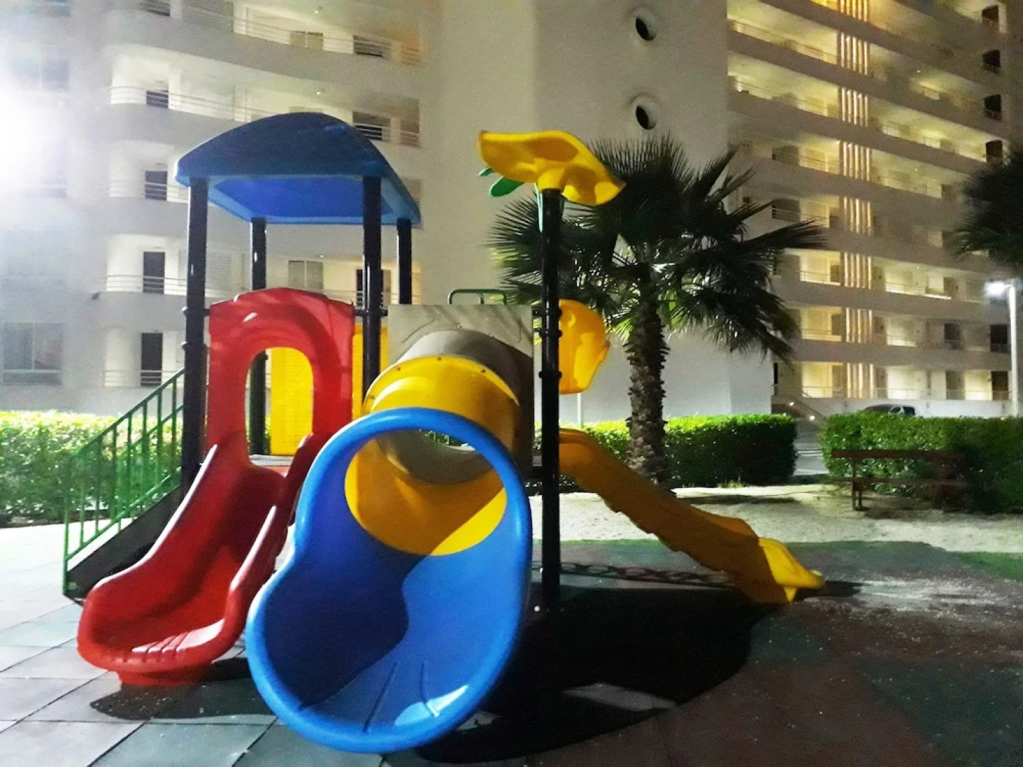 La Serena Boca Costa Apartments