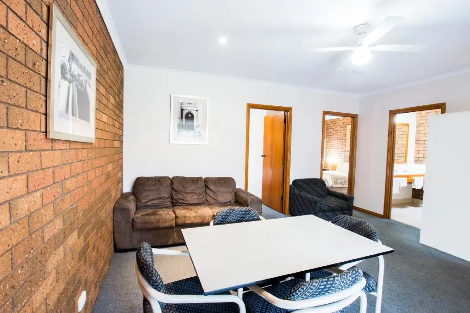 Sportslander Motor Inn