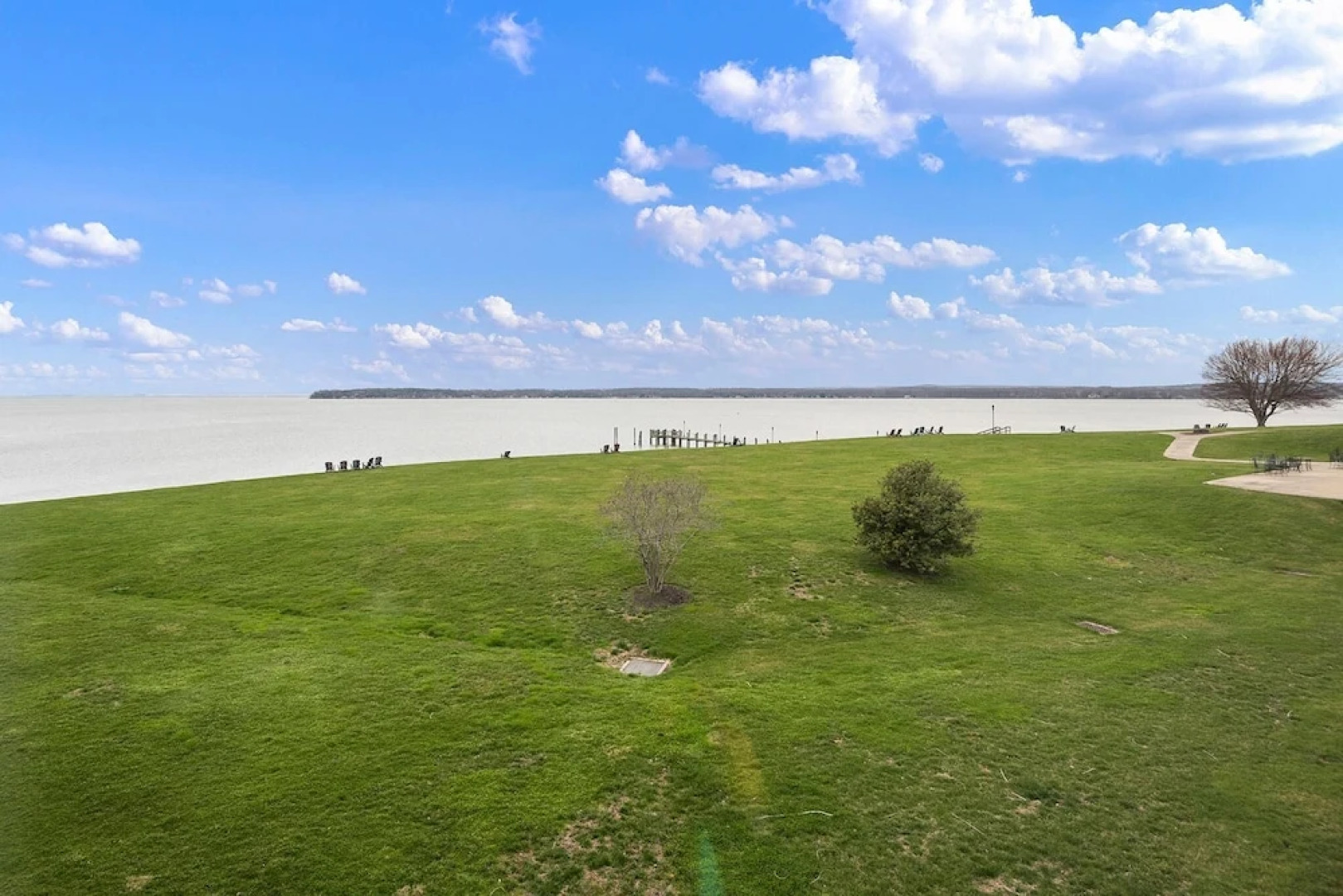 Fantastic Suite With King Bed and Beautiful Bay View!