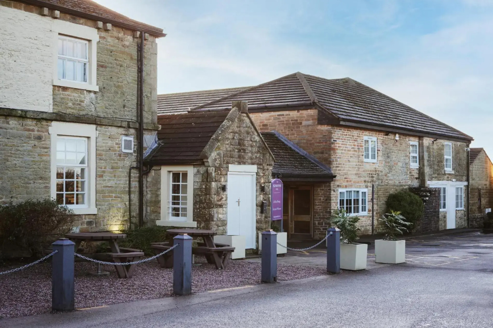 Premier Inn Chesterfield West