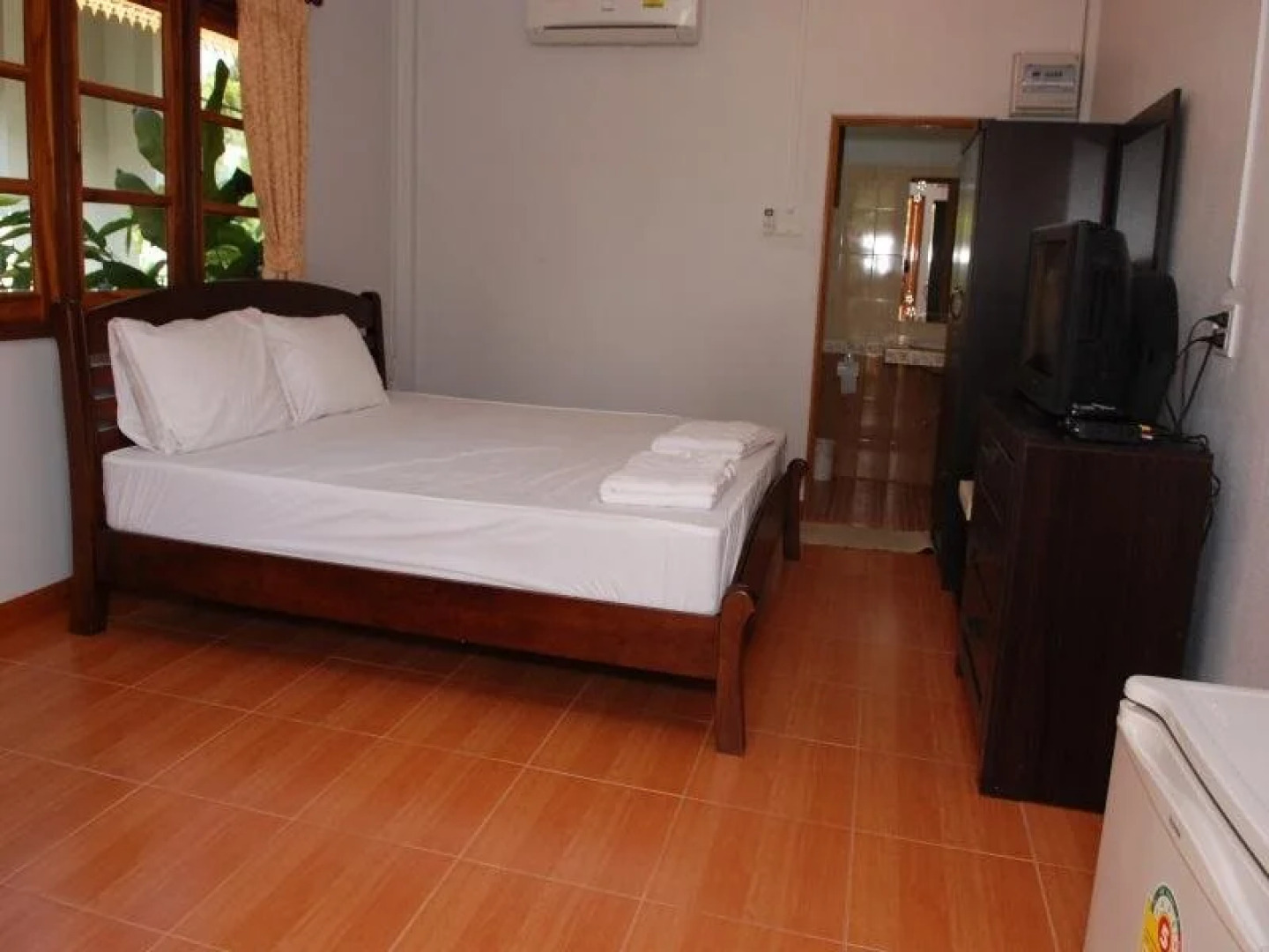 Laemsing Pachaba  Resort