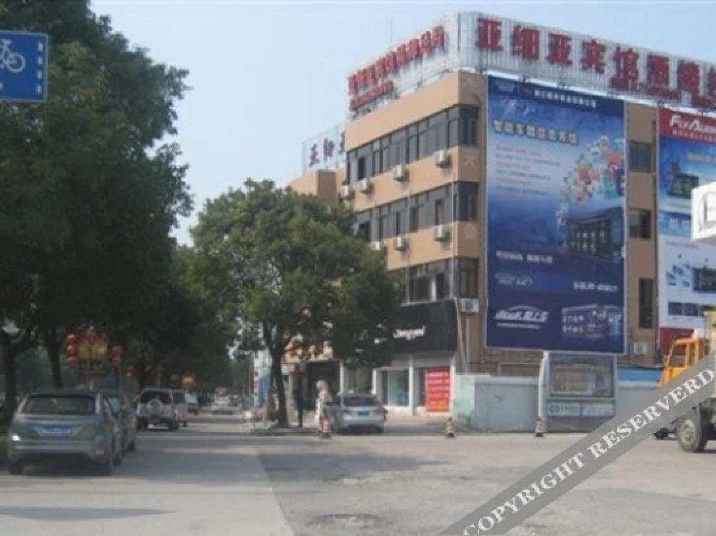 tanzousiluqiaoquyaxiyabinguan