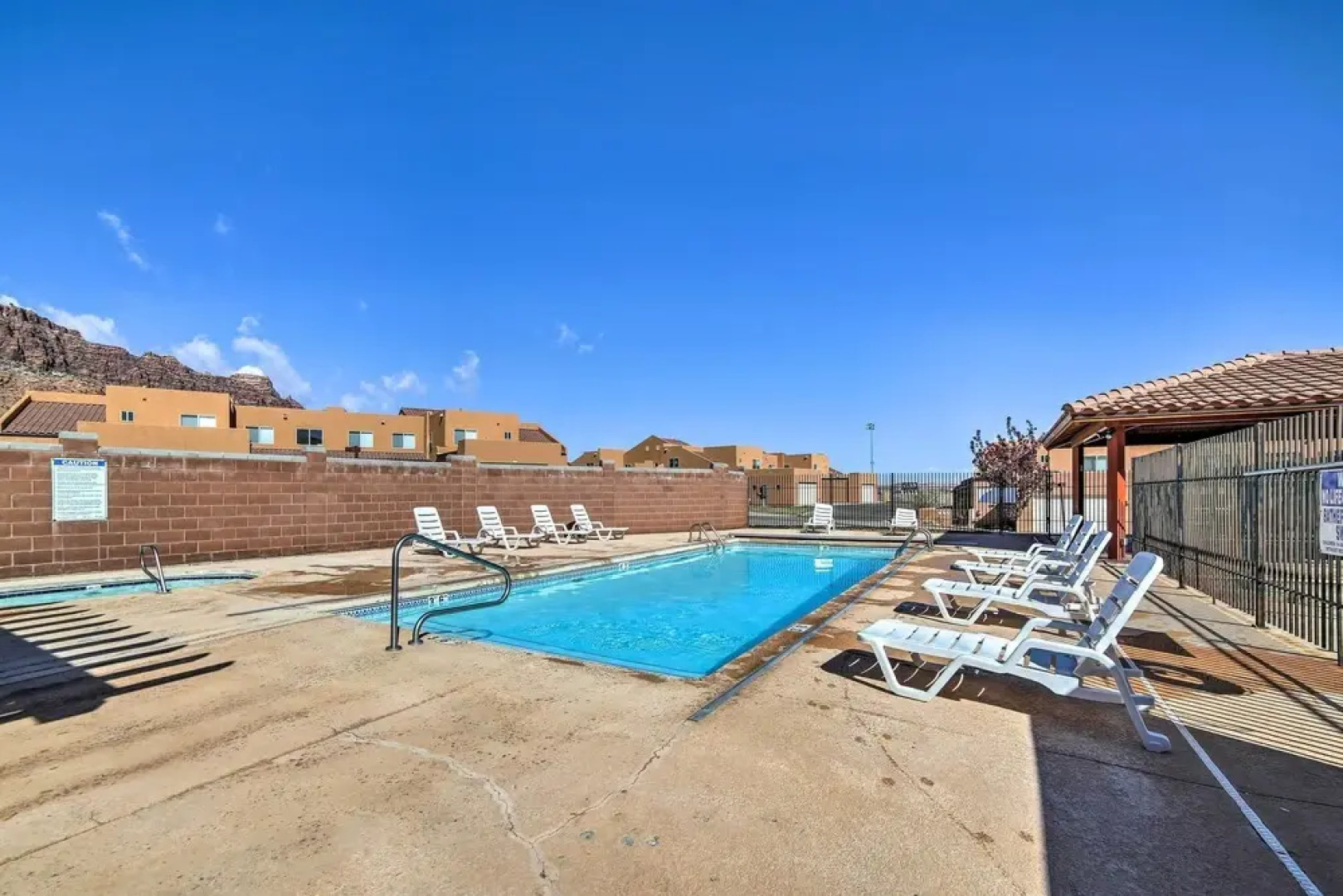 Moab Townhome w/ Patio - 11 Mi. to Arches NP!