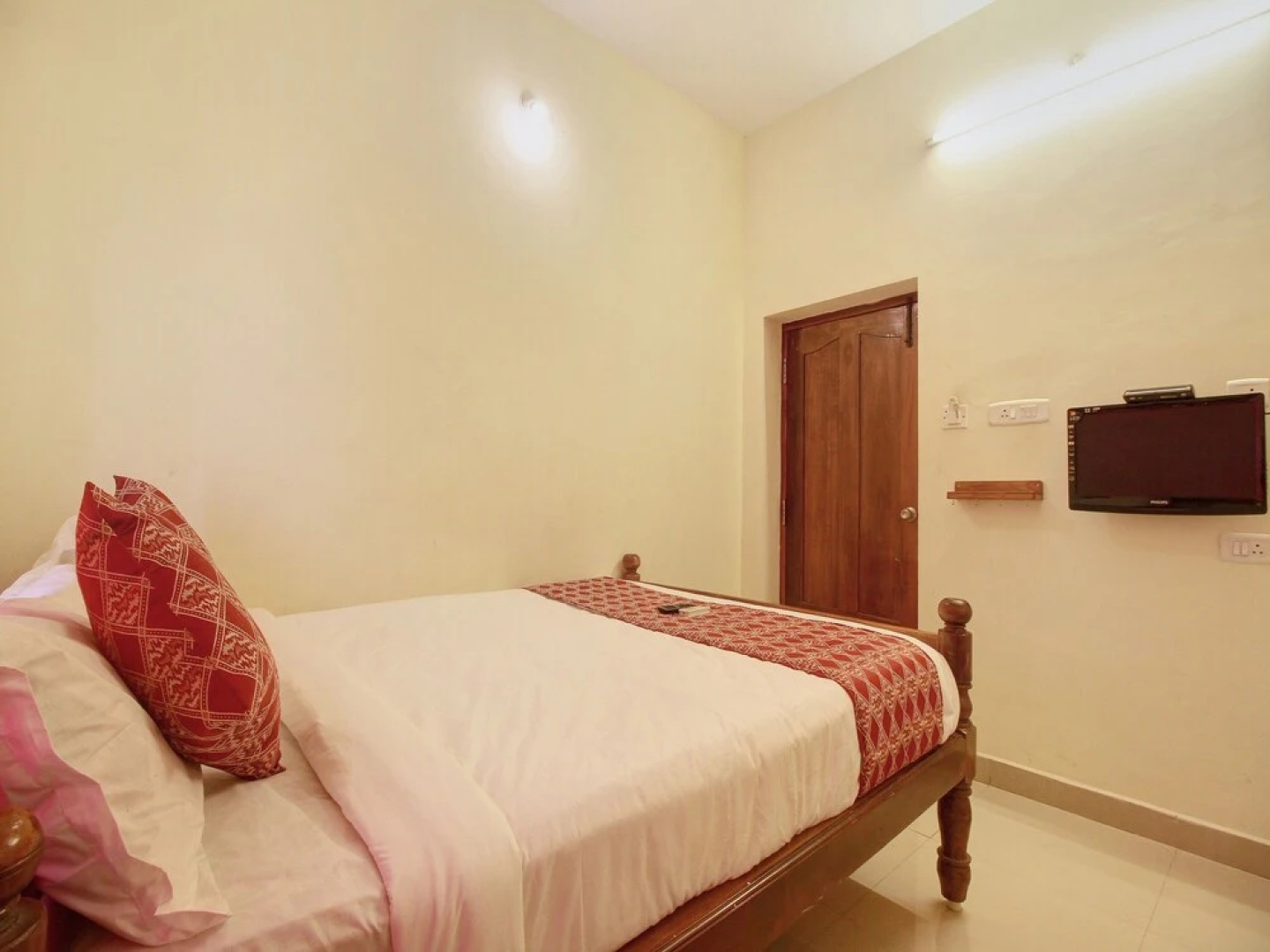 OYO 13009 Whitesands Guest House