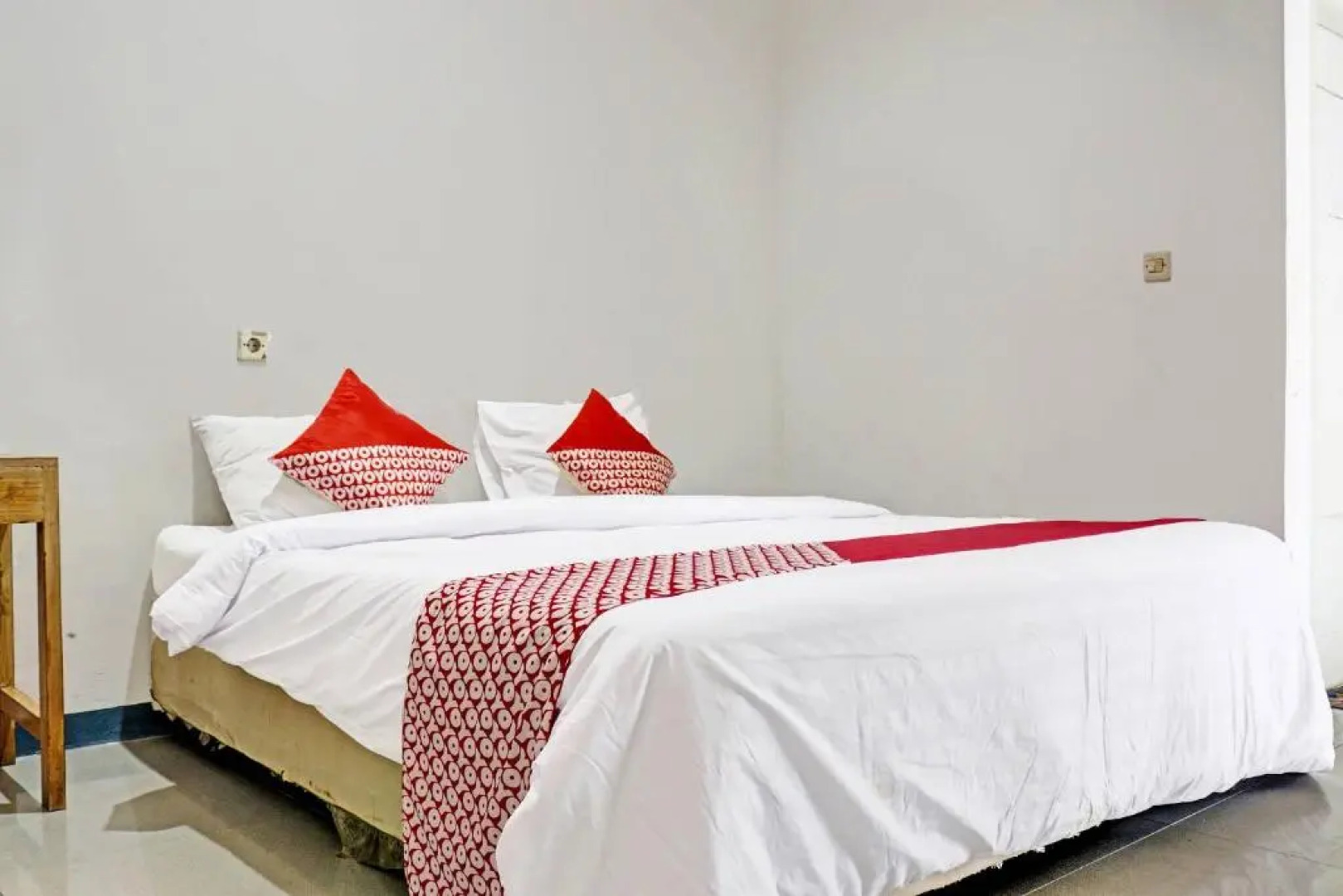 Super OYO 90483 Homestay Permata