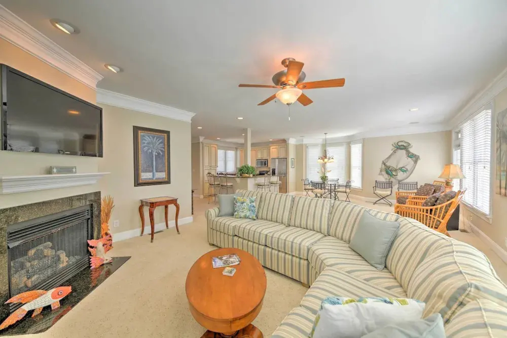 Manteo Waterfront Resort Home w/ 30-ft Dock!