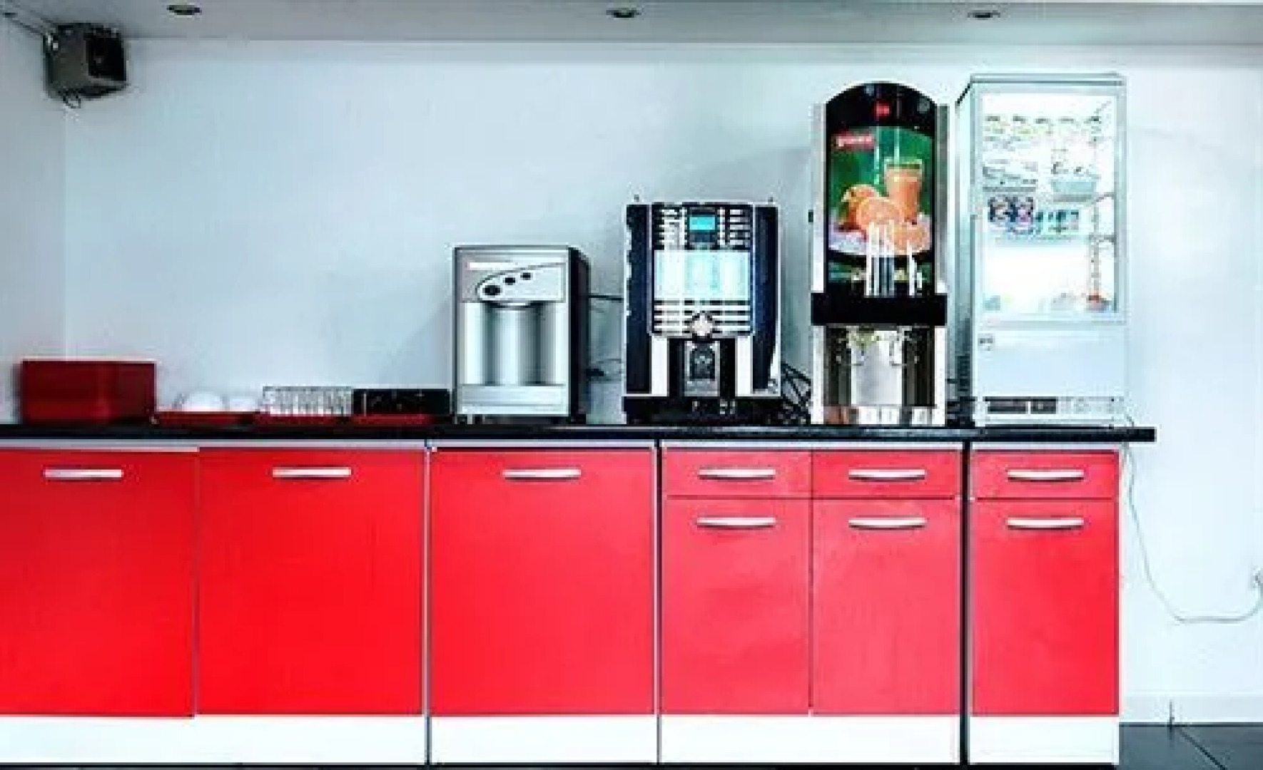 Egg Hotel Goussainville CDG