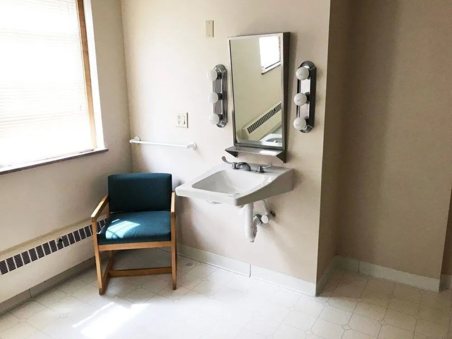 SunCliff on the Lake