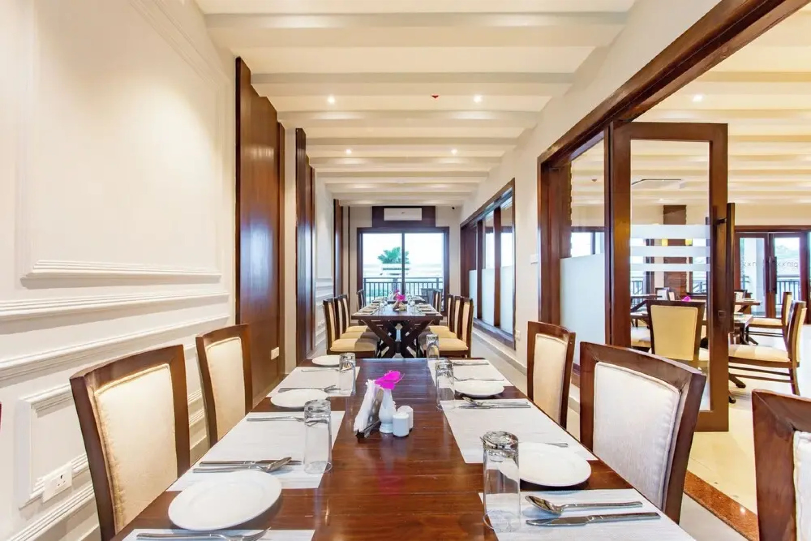 Regenta Resort & Spa By Riverside, Chitwan