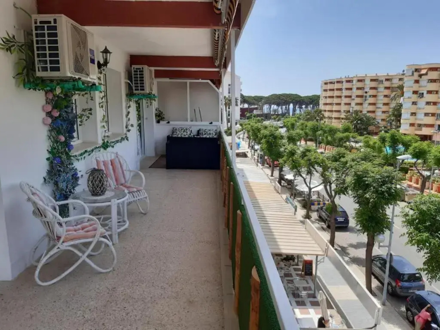 Agradable apartamento en Playa La Pineda (Tarragona)