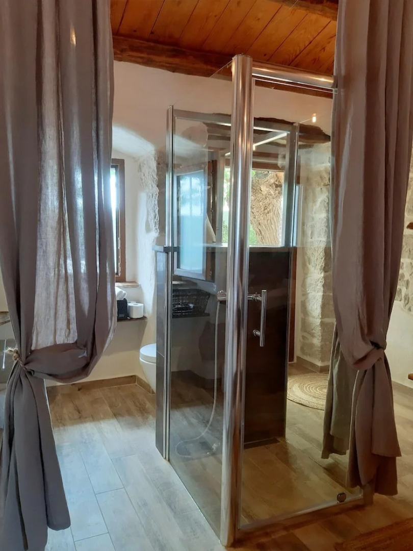 Villa With 3 Bedrooms in Ripenda Verbanci, With Wonderful Mountain View, Private Pool, Enclosed Garden - 5 km From the Beach