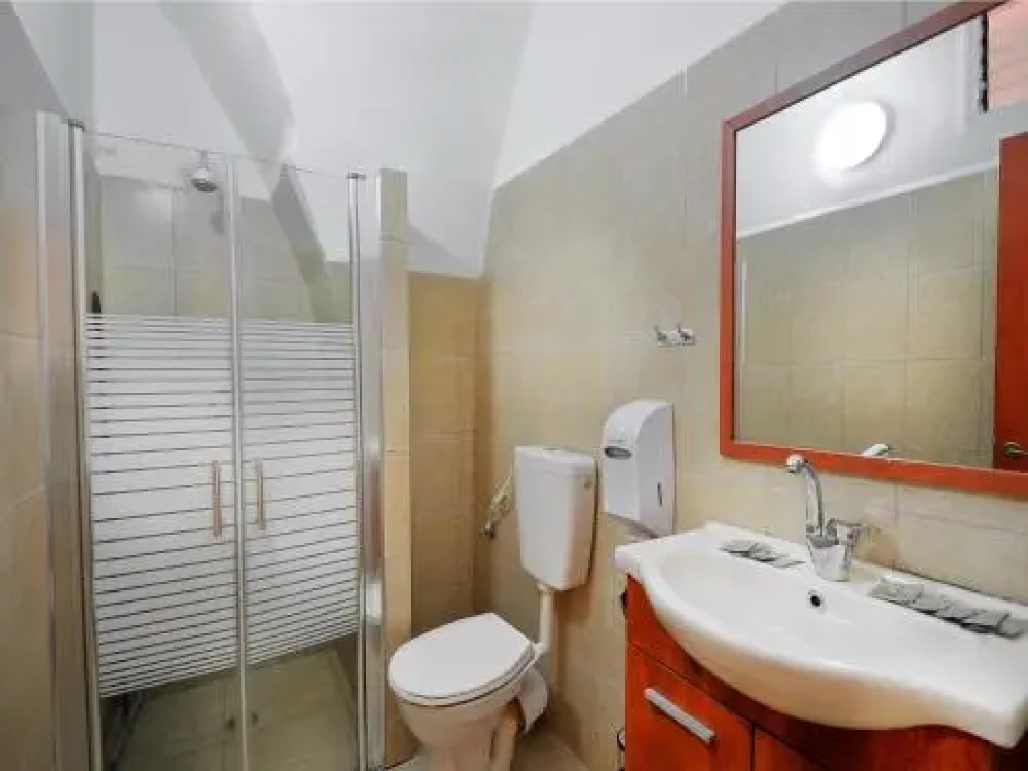 Vitrage Luxury Residence