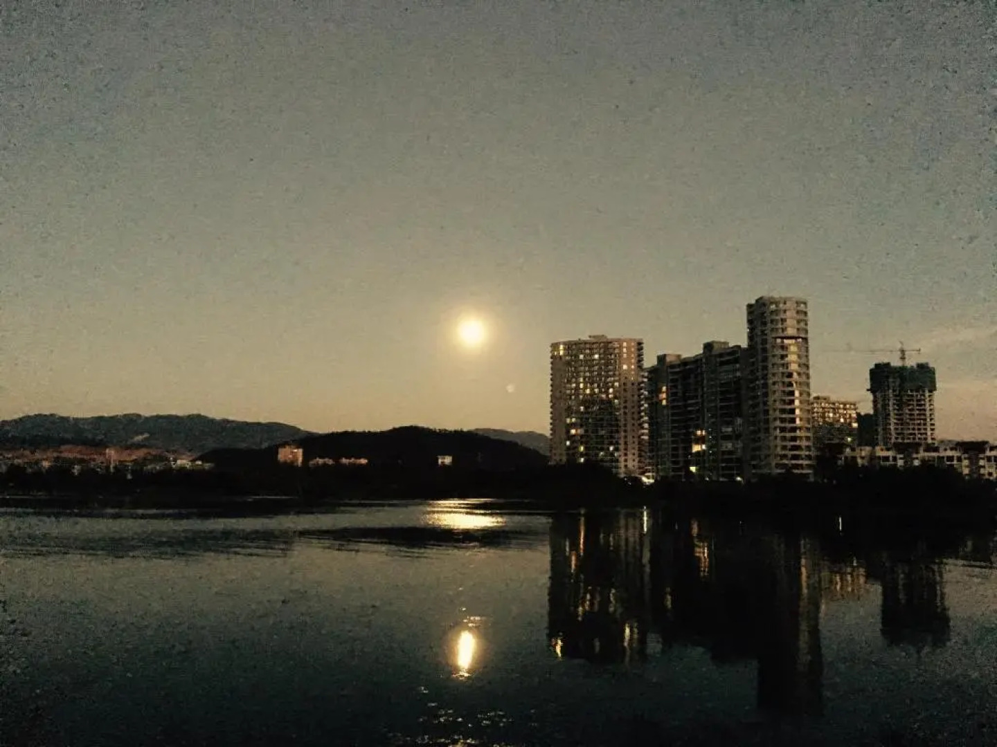 Ning-house Lake view Inn